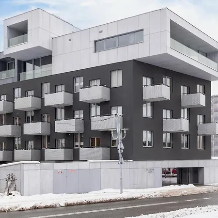 Zlota With Balcony & Parking Near Zoo By Renters Katoviçe