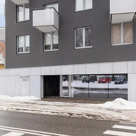 Daire Zlota With Balcony & Parking Near Zoo By Renters *