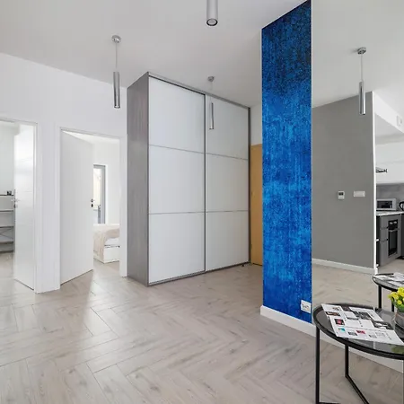 Daire Zlota With Balcony & Parking Near Zoo By Renters *
