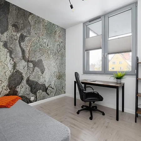 Daire Zlota With Balcony & Parking Near Zoo By Renters *