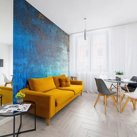 Zlota With Balcony & Parking Near Zoo By Renters Daire Katoviçe